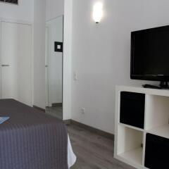 Отель Aparthotel Atenea Calabria Испания, Барселона - 12 отзывов об отеле, цены и фото номеров - забронировать отель Aparthotel Atenea Calabria онлайн фото 9