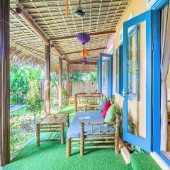 Отель An Bang Beach Happy Village балкон