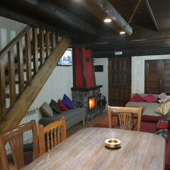 Отель La Terraza de Onís гостиничный бар