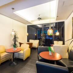 Отель Admiral Suites Sukhumvit 22 By Compass Hospitality Бангкок интерьер отеля фото 2