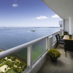 DoubleTree by Hilton Grand Hotel Biscayne Bay in Miami, United States of America from 269$, photos, reviews - zenhotels.com balcony