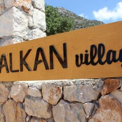 Отель Kalkan Village с домашними животными