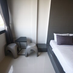 Отель Koh Larn Villa Resort балкон