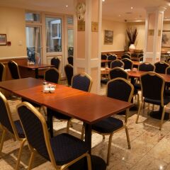 Отель Days Inn Hyde Park
