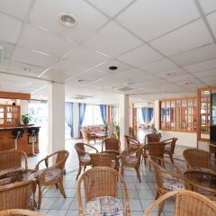 Отель Green Bungalows Hotel Apartments Кипр, Айя-Напа - 6 отзывов об отеле, цены и фото номеров - забронировать отель Green Bungalows Hotel Apartments онлайн гостиничный бар