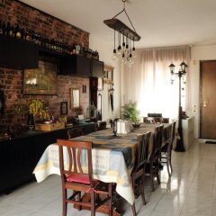 Отель Books Beds & Breakfast питание