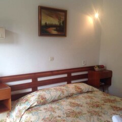 Отель Villa Malia сейф в номере