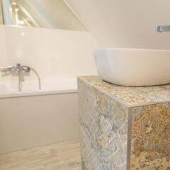 Отель Estate Center Rooms Wozna Познань ванная