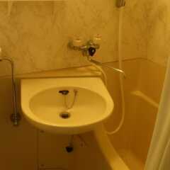 Отель Business Hotel Motonakano Япония, Томакомай - отзывы, цены и фото номеров - забронировать отель Business Hotel Motonakano онлайн ванная