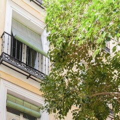 Отель Charming Malasaña парковка