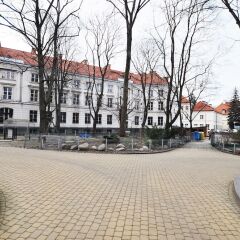 Отель M11 Outstanding Apartment with Balcony Польша, Варшава - отзывы, цены и фото номеров - забронировать отель M11 Outstanding Apartment with Balcony онлайн парковка