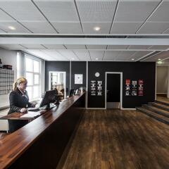 Отель First Hotel Aalborg Дания, Алборг - отзывы, цены и фото номеров - забронировать отель First Hotel Aalborg онлайн интерьер отеля
