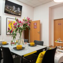 Отель Absynt Hostel Польша, Вроцлав - отзывы, цены и фото номеров - забронировать отель Absynt Hostel онлайн помещение для мероприятий фото 2