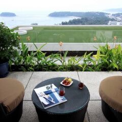 Отель The Heights Penthouse Ocean View A11 пляж Ката балкон