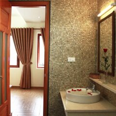 Red Coral Hotel Hoi An ванная фото 2