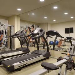 Ramada Hotel & Suites Istanbul Sisli фитнесс-зал