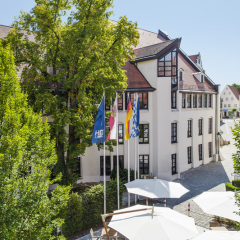 Отель NH Klösterle Nördlingen Германия, Нёрдлинген - 1 отзыв об отеле, цены и фото номеров - забронировать отель NH Klösterle Nördlingen онлайн