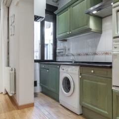 Отель Apartamento Palacio Real IV в номере фото 2