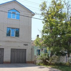 Гостиница Semeiny Guest House в Анапе отзывы, цены и фото номеров - забронировать гостиницу Semeiny Guest House онлайн Анапа парковка