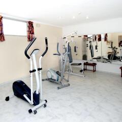 Hotel Sur фитнесс-зал