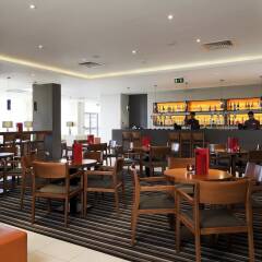 Отель Crowne Plaza London - Heathrow фото 5