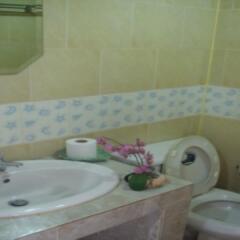 Отель Kamala Phuyai Resort ванная фото 2