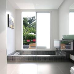 Отель Ananta Thai Pool Villas Resort Phuket удобства в номере
