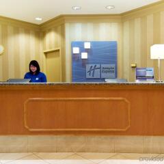 Отель Holiday Inn Express Vancouver-Metrotown (Burnaby) Канада, Бурнаби - отзывы, цены и фото номеров - забронировать отель Holiday Inn Express Vancouver-Metrotown (Burnaby) онлайн спа