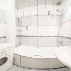 Апартаменты SutkiMinsk Apartment ванная