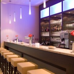 Отель IntercityHotel Dresden гостиничный бар