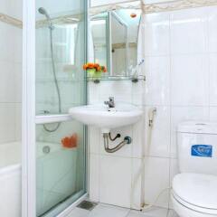 Отель Lila Homestay Hoi An ванная