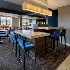 Courtyard by Marriott Grand Rapids Airport in Grand Rapids, United States of America from 206$, photos, reviews - zenhotels.com