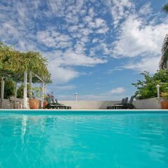 Отель Serendipity, Montego Bay 5BR бассейн