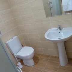 Гостиница Sky Hotel Украина, Днепр - отзывы, цены и фото номеров - забронировать гостиницу Sky Hotel онлайн ванная