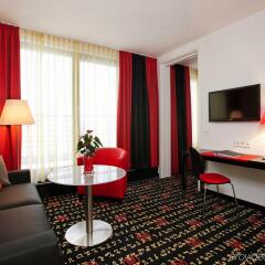 Отель Holiday Inn Munich - Westpark Мюнхен детские мероприятия