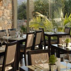 Angela Suites Boutique Hotel питание