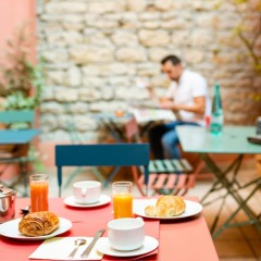 Inter-Hotel Au Patio Morand питание