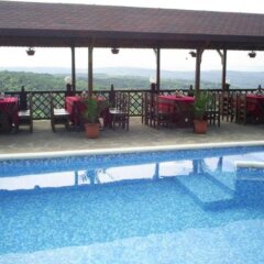 Family Hotel Arbanashka Sreshta Велико Тырново бассейн фото 2