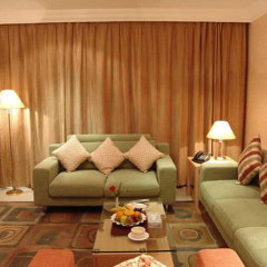 Retaj Residence Al Sadd in Doha, Qatar from 144$, photos, reviews - zenhotels.com guestroom photo 2