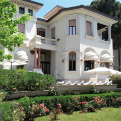 Hotel De La Ville вид на фасад фото 2