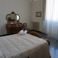 Отель Volver B&B Лечче комната для гостей фото 5