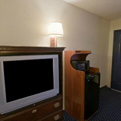 Отель Americas Best Value Inn Fort Worth/Hurst удобства в номере фото 2