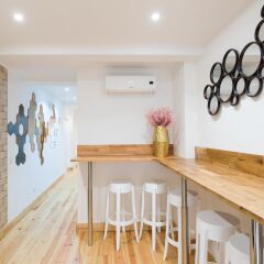 Апартаменты Liberty Patio Two-Bedroom Apartment w/ Patio - by LU Holidays в номере фото 2