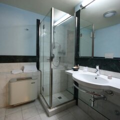 Отель Casa Dei Mercanti Town House Лечче ванная
