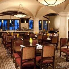 Отель The Arrabelle at Vail Square, A RockResort