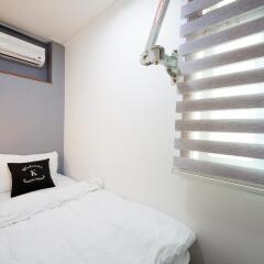 Отель K-Guesthouse Dongdaemun 1 Южная Корея, Сеул - отзывы, цены и фото номеров - забронировать отель K-Guesthouse Dongdaemun 1 онлайн сейф в номере