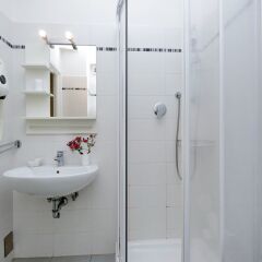 Отель I Pini di Roma - Rooms & Suites Италия, Рим - отзывы, цены и фото номеров - забронировать отель I Pini di Roma - Rooms & Suites онлайн ванная фото 2