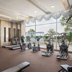 The Berkeley Hotel Pratunam фитнесс-зал