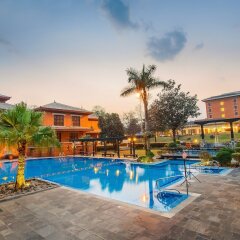Отель Crowne Plaza Hotel Kathmandu-Soaltee Непал, Катманду - отзывы, цены и фото номеров - забронировать отель Crowne Plaza Hotel Kathmandu-Soaltee онлайн бассейн фото 2