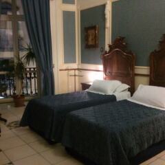 Отель B&b Carafa Di Maddaloni Неаполь комната для гостей